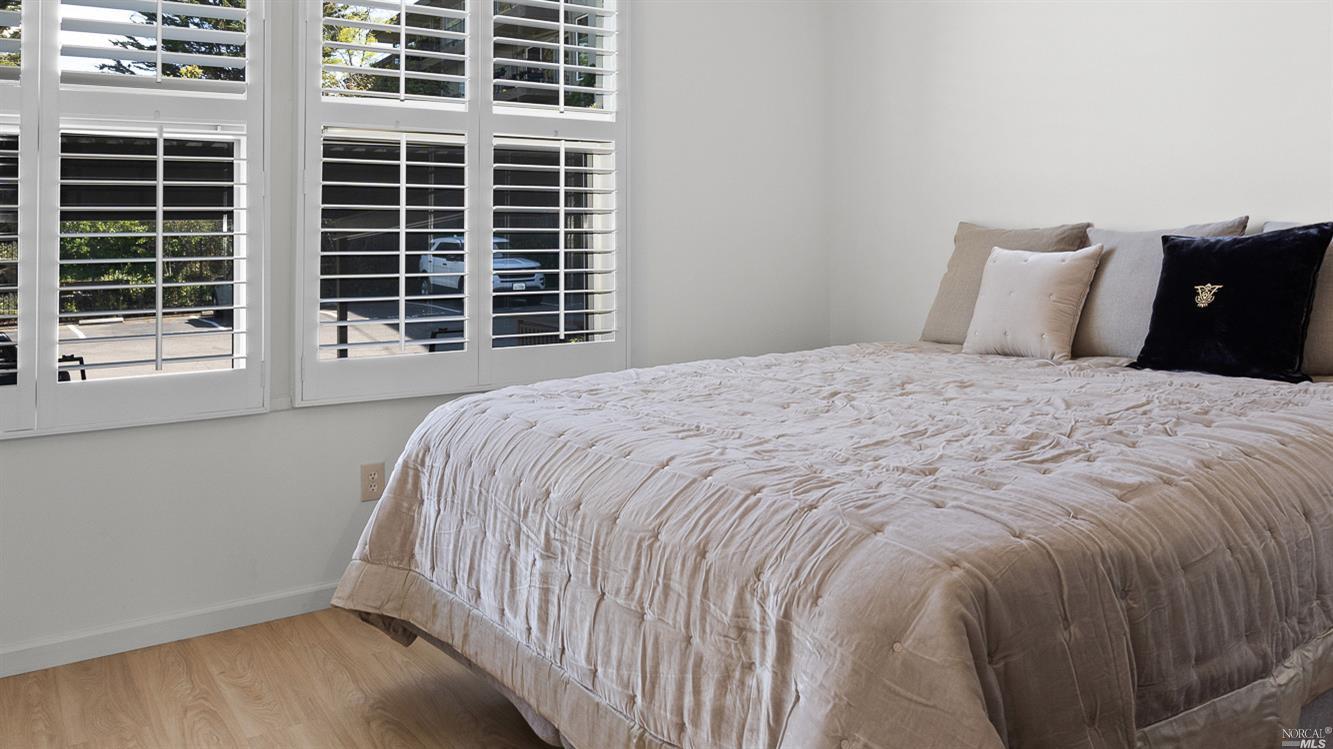 32 Ross Road Sausalito, CA 94965 - Photo 22 of 39