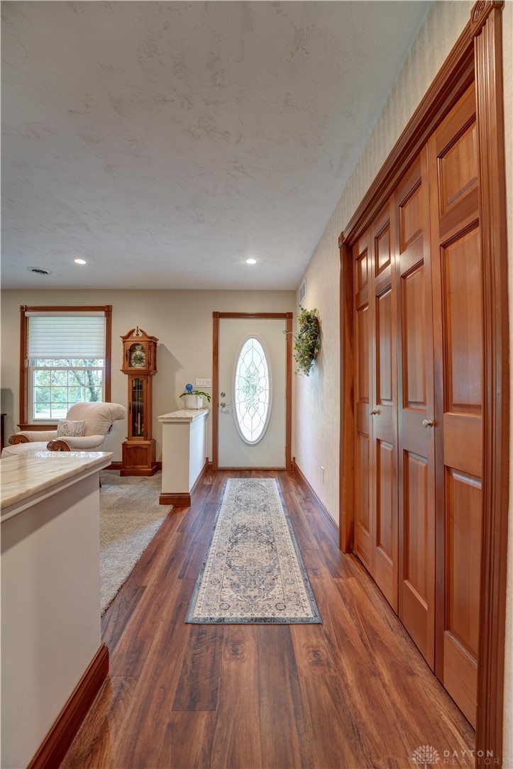6555 Westfall Road Greenville, OH 45331 - Photo 4 of 44
