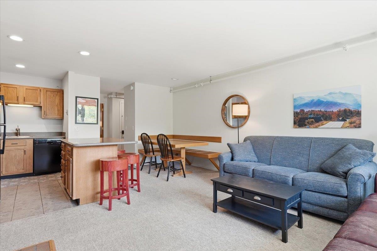 205 Mountainside Drive, Unit 35 Warren, VT 05674 - Photo 6 of 33