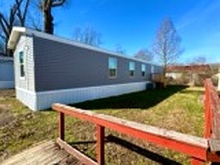 295 Cotham Drive Huntingdon, TN 38344 - Photo 3 of 19 a view of outdoor space and yard