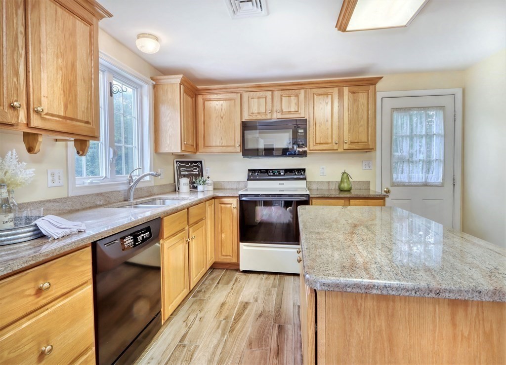 74 Merrimack Road Methuen, MA 01844 - Photo 3 of 29 Gallery Image 3