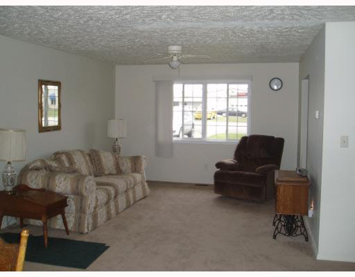 51296 Bittersweet Road Granger, IN 46530 - Photo 2 of 7