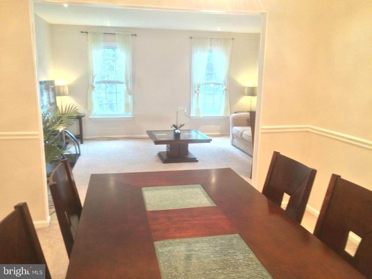 7320 Husky Lane Springfield, VA 22151 - Photo 8 of 30 Dining Room