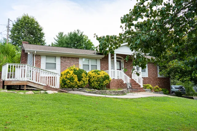 $2,695 | 6413 Edgmon Drive, Chattanooga, TN 37421