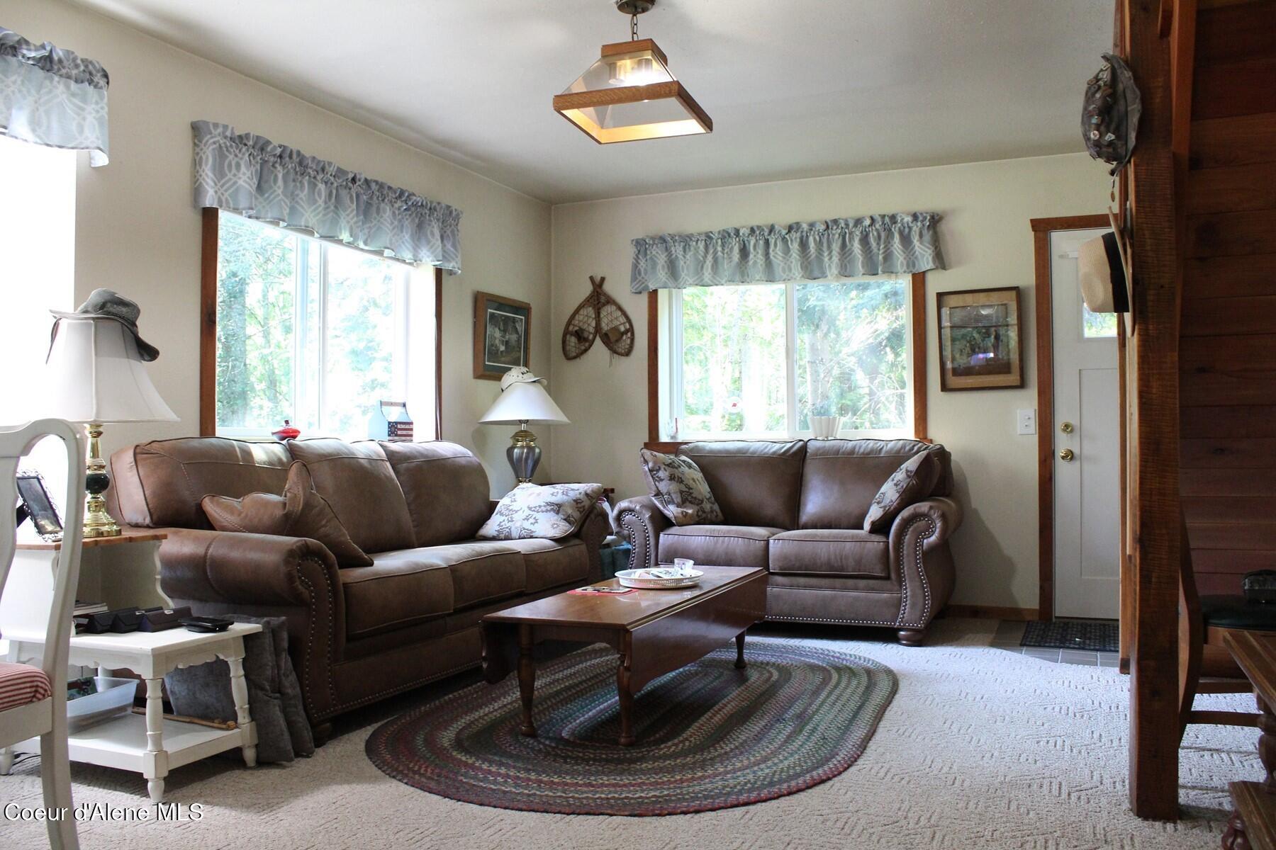 788 Gold Cup Mountain Road Laclede, ID 83841 - Photo 14 of 64 Mainfloor Living Room