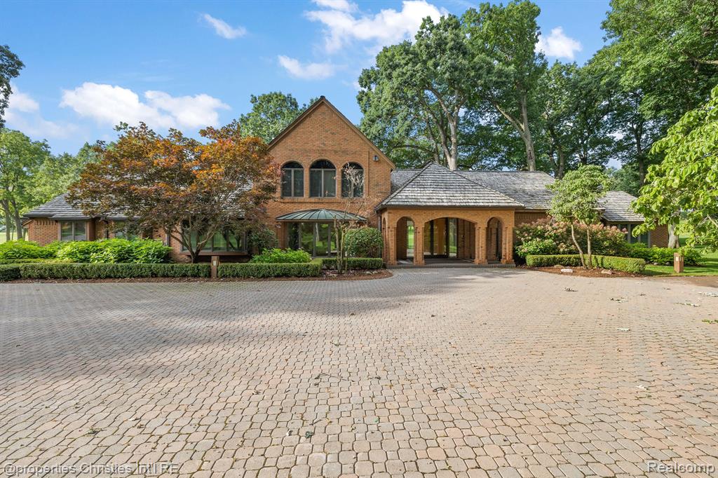 1895 Rathmor Road Bloomfield Hills, MI 48304 - Photo 6 of 58