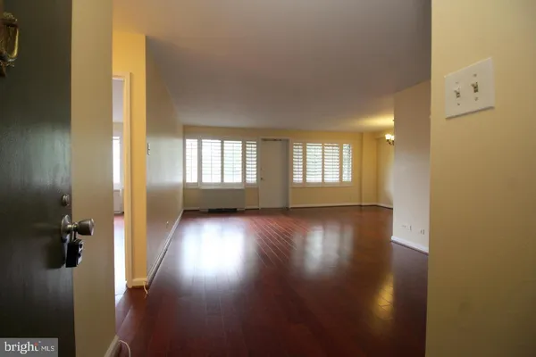 $2,400 | 4501 Arlington Boulevard, Unit 202, Arlington, VA 22203