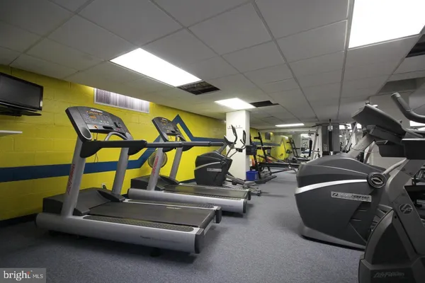 $2,400 | 4501 Arlington Boulevard, Unit 202, Arlington, VA 22203