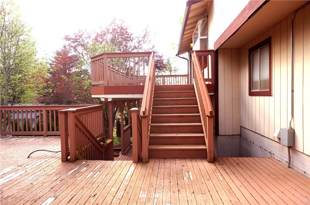 15721 Southeast 175th Place Renton, WA 98058 - Photo 12 of 25 Gallery Image 12
