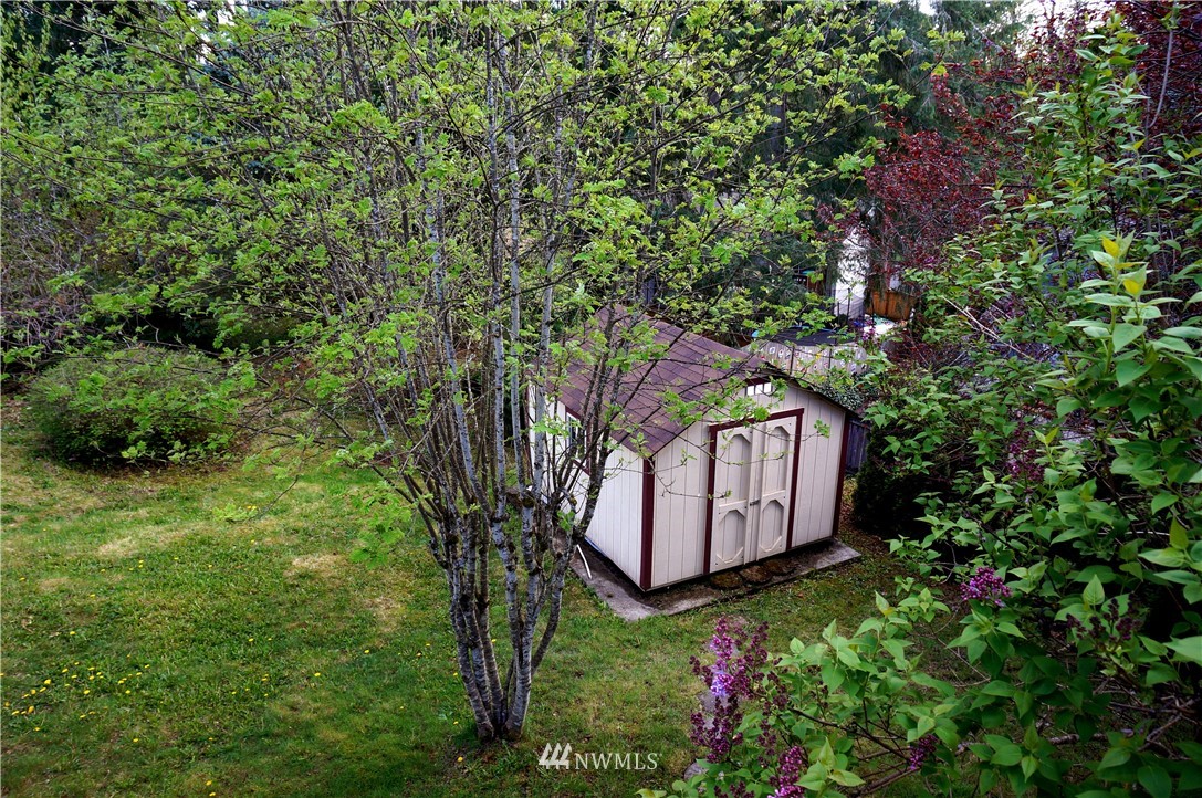 15721 Southeast 175th Place Renton, WA 98058 - Photo 14 of 25 Gallery Image 14