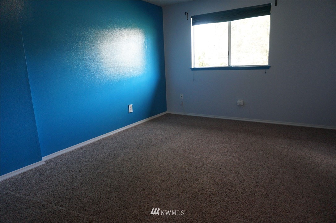15721 Southeast 175th Place Renton, WA 98058 - Photo 22 of 25 Gallery Image 22