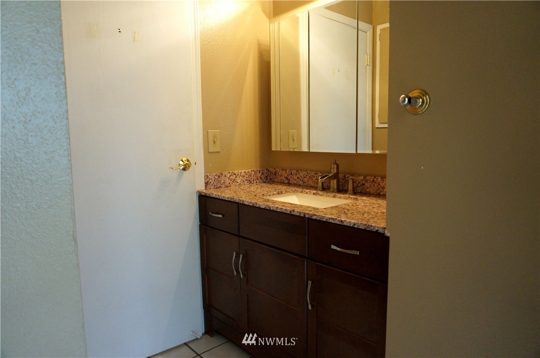 15721 Southeast 175th Place Renton, WA 98058 - Photo 25 of 25 Gallery Image 25