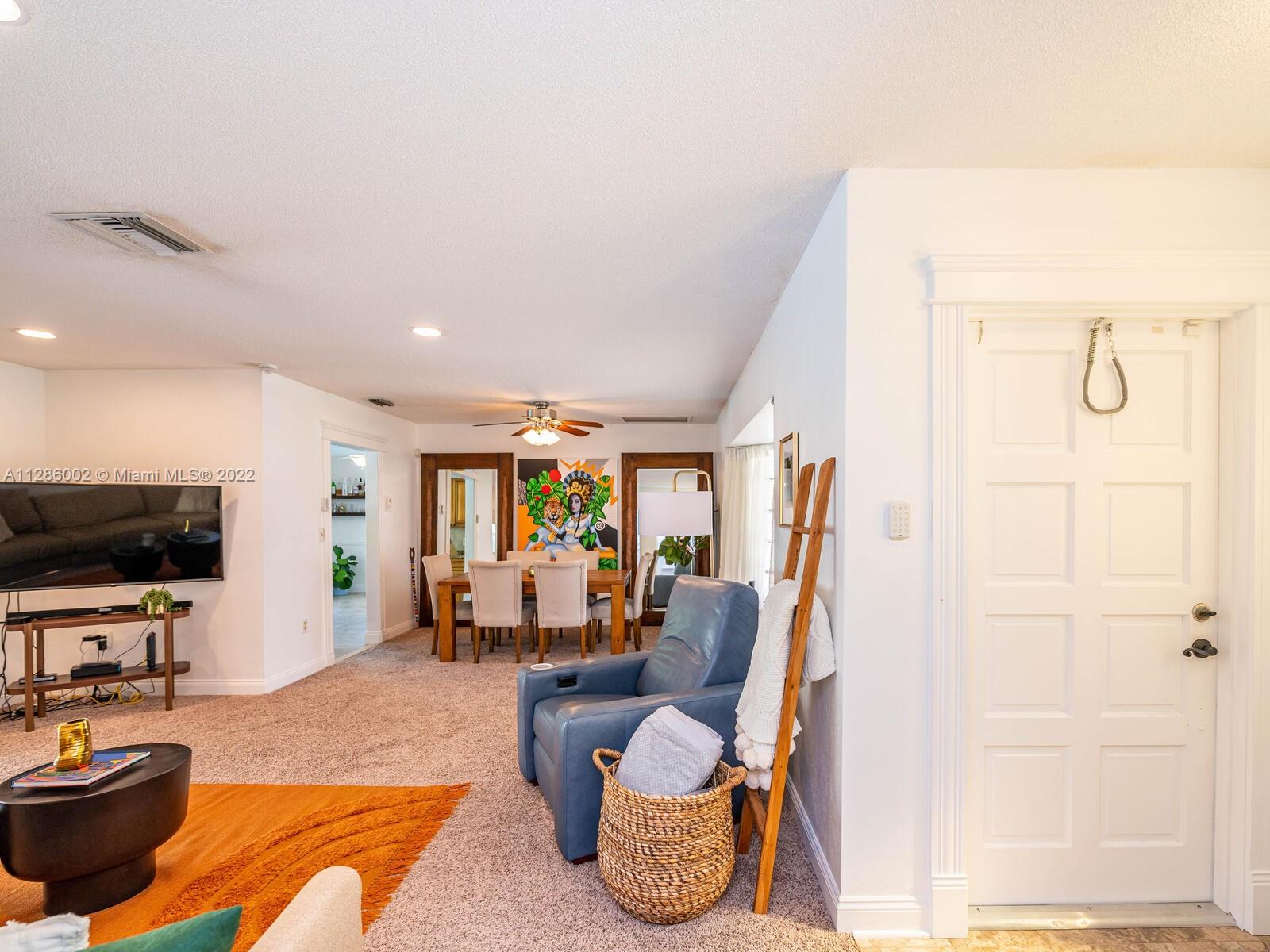 799 Periwinkle Street Boca Raton, FL 33486 - Photo 13 of 55