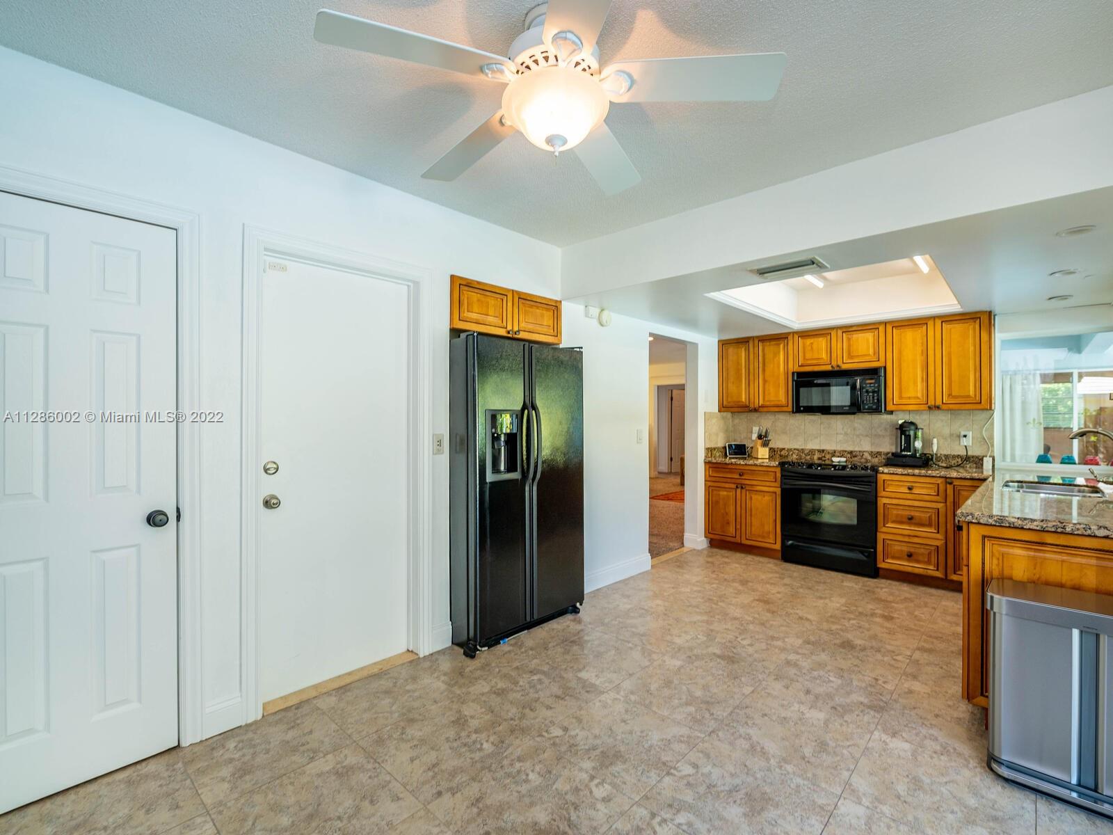 799 Periwinkle Street Boca Raton, FL 33486 - Photo 25 of 55