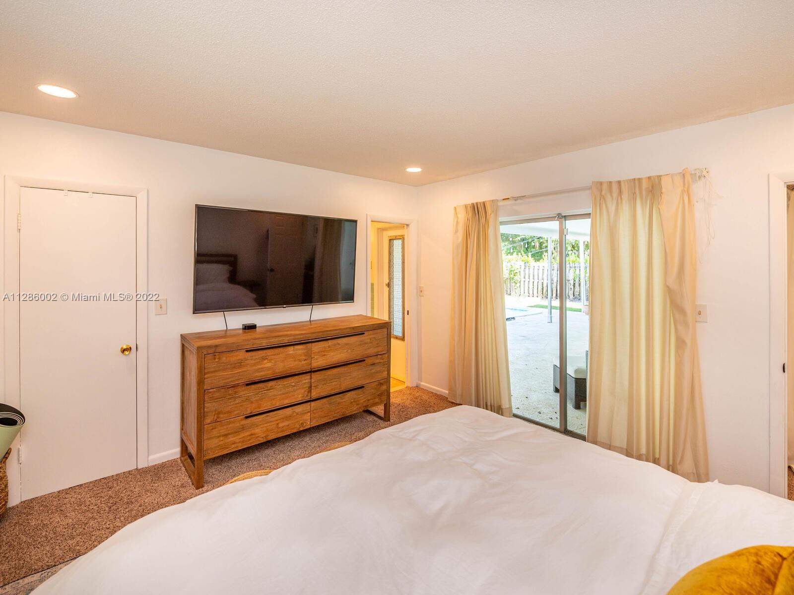 799 Periwinkle Street Boca Raton, FL 33486 - Photo 32 of 55