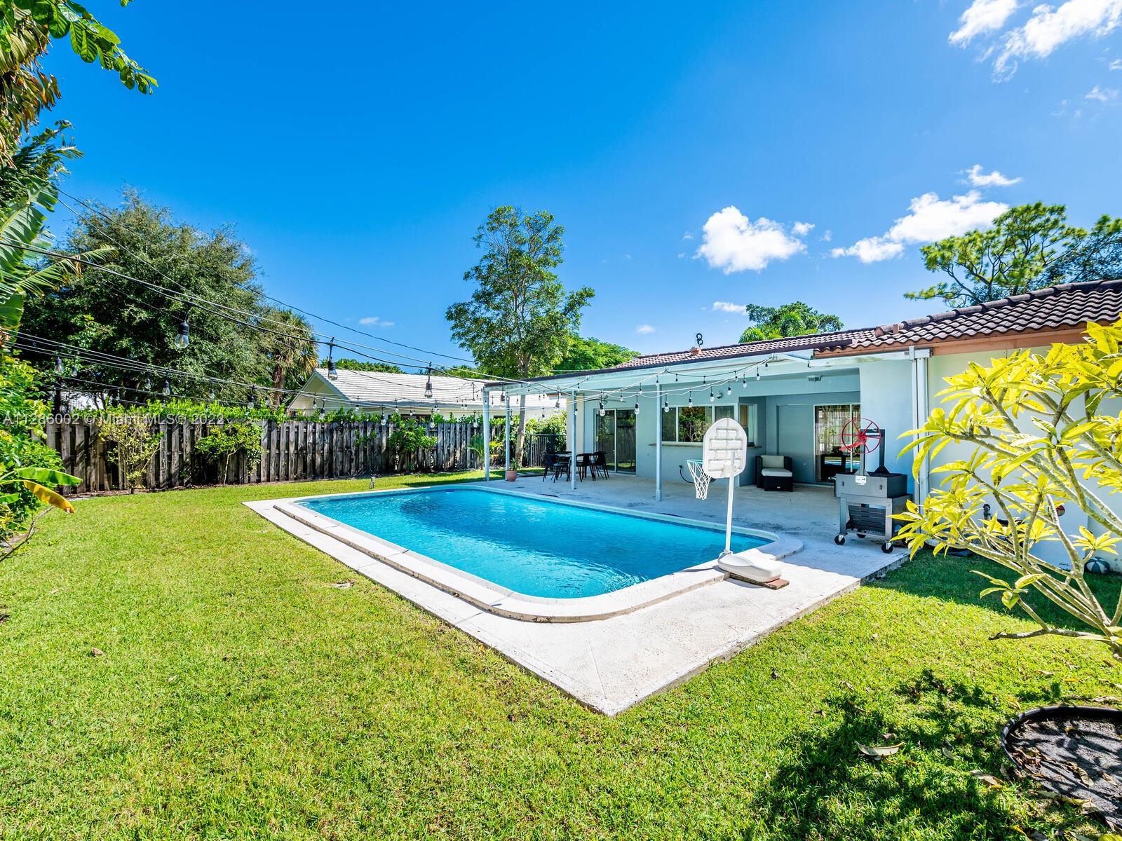 799 Periwinkle Street Boca Raton, FL 33486 - Photo 52 of 55