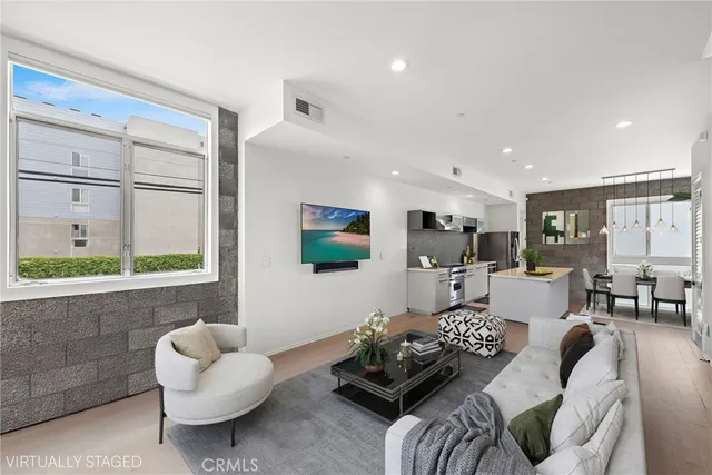 $1,775,000 | 4151 Redwood Avenue, Unit 106, Los Angeles, CA 90066