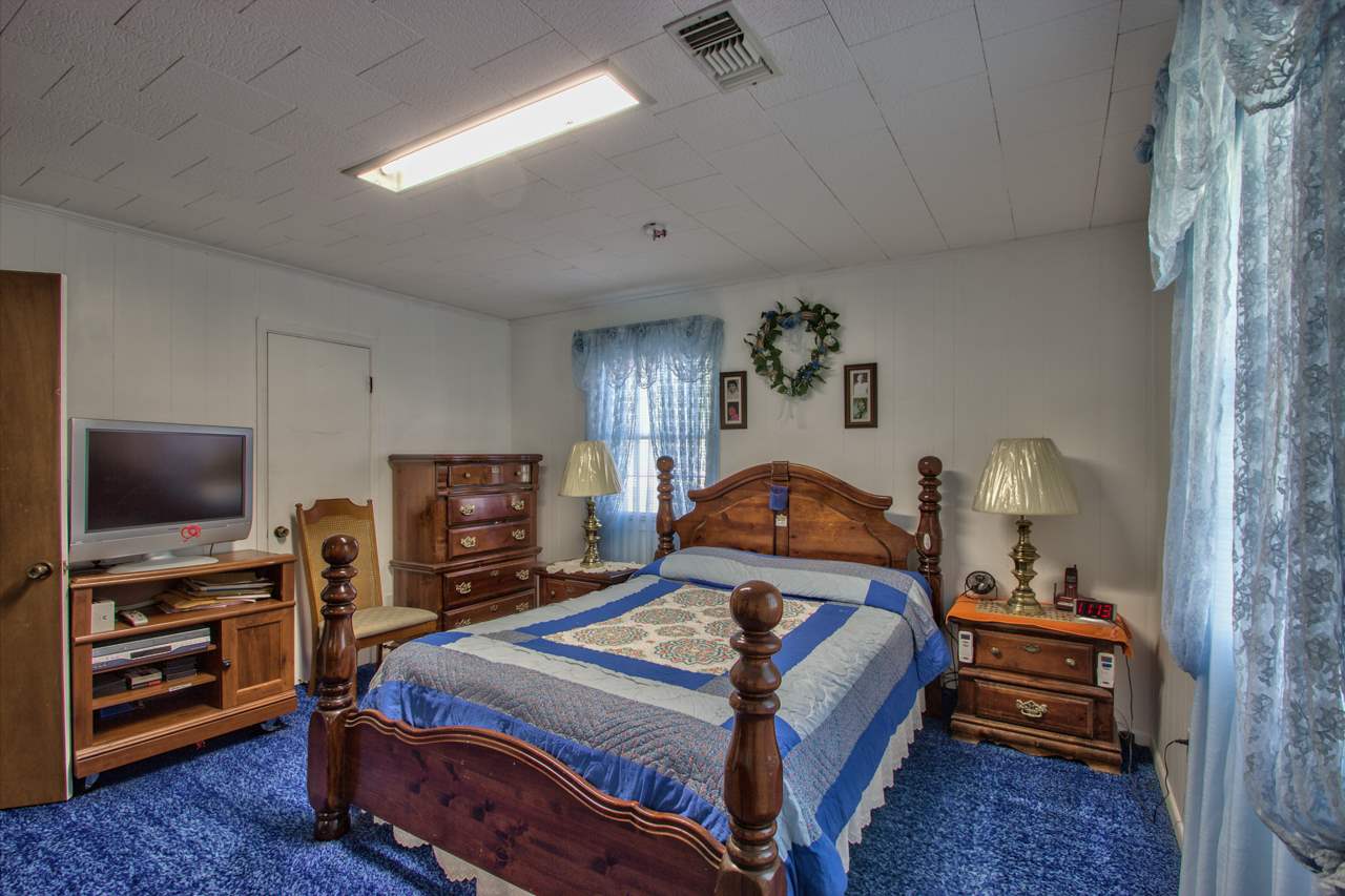 650 Treeline Road Grand Ridge, FL 32442 - Photo 27 of 35 Gallery Image 27