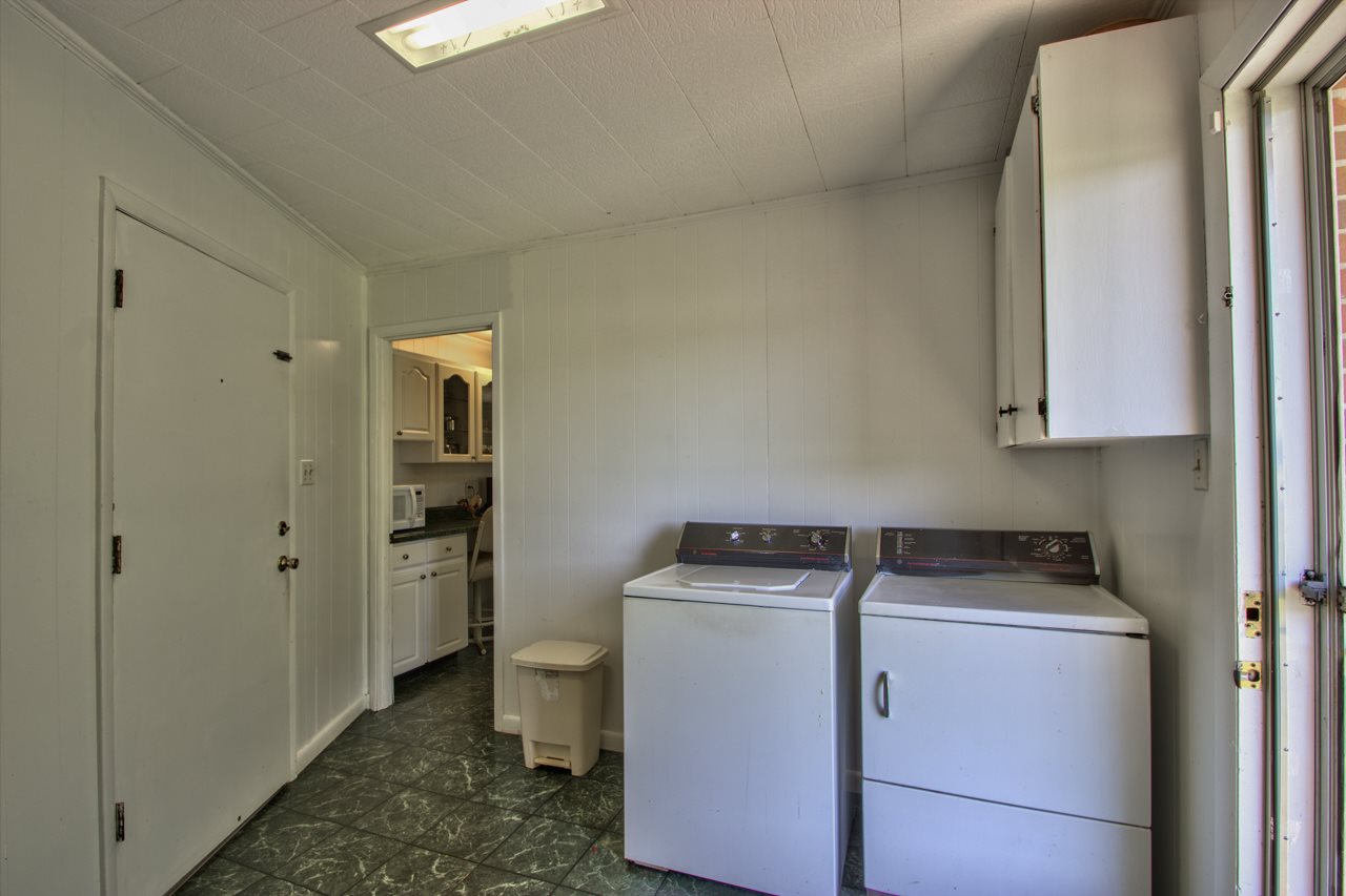650 Treeline Road Grand Ridge, FL 32442 - Photo 31 of 35 Gallery Image 31