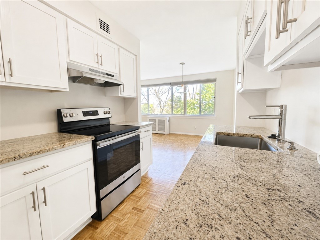 1000 East Avenue, Unit UN507 Rochester, NY 14607 - Photo 13 of 31