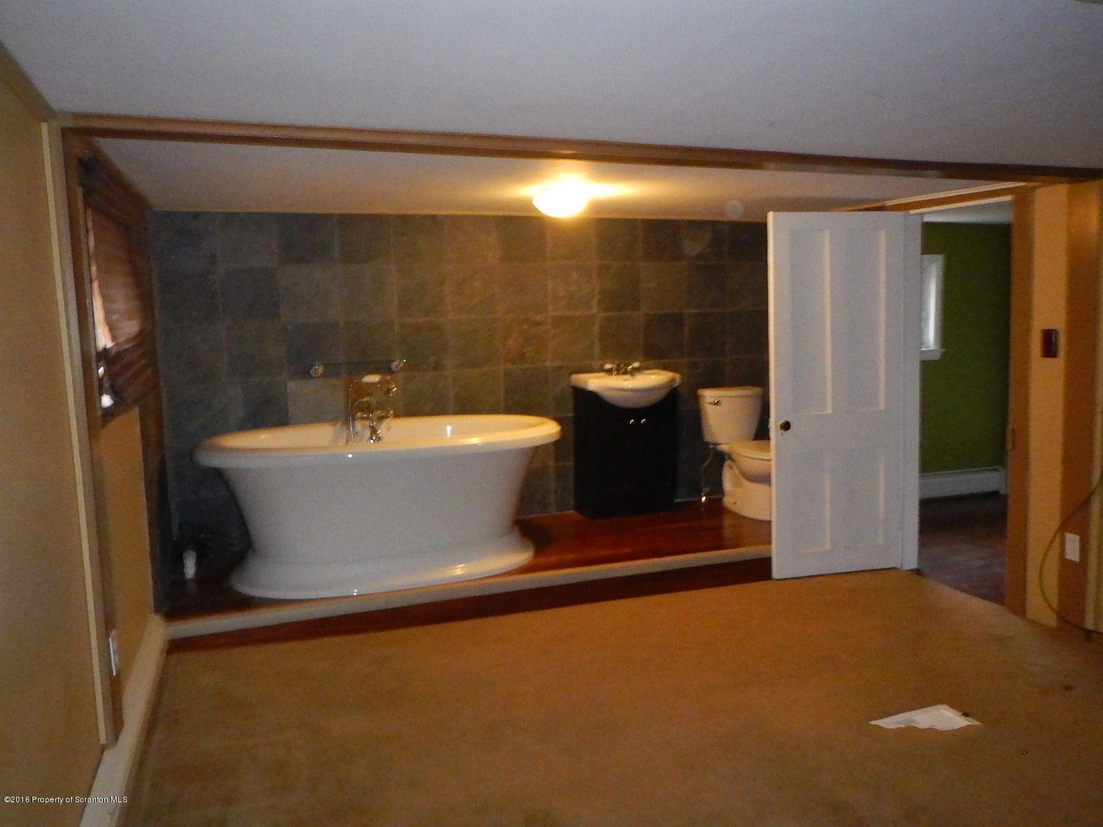 99 Miller Road Lake Ariel, PA 18436 - Photo 33 of 51 Gallery Image 33