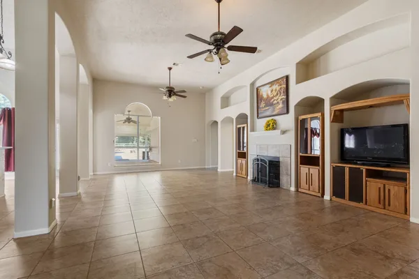 $400,000 | 31523 Johlke Road, Magnolia, TX 77355