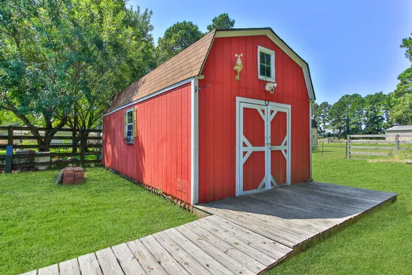 $400,000 | 31523 Johlke Road, Magnolia, TX 77355