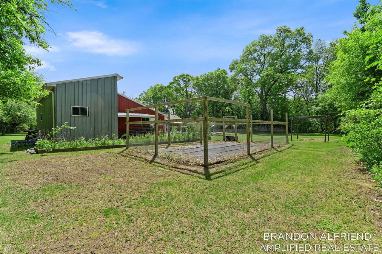 10226 Southwest Greenville Road Greenville, MI 48838 - Photo 43 of 62