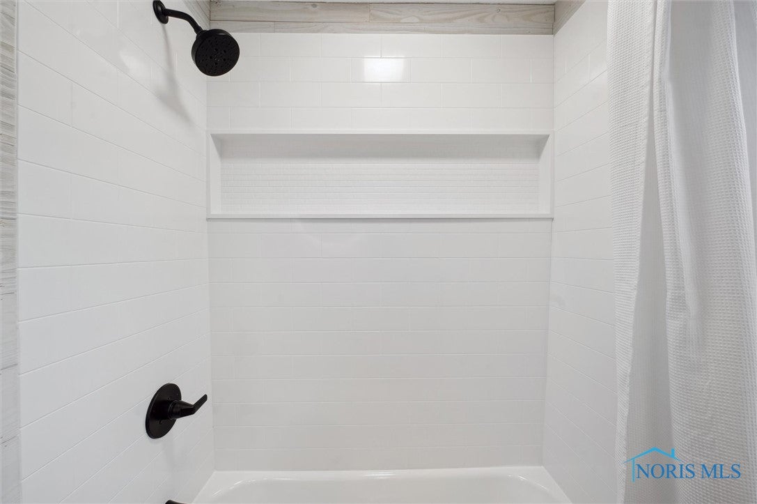 907 Vanderbilt Road Toledo, OH 43615 - Photo 27 of 50 Gallery Image 27