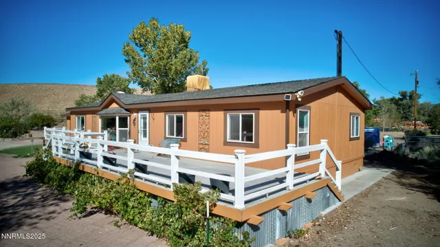 $829,000 | 19 Marina Drive, Dayton, NV 89403