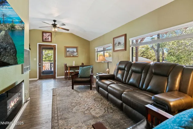 $829,000 | 19 Marina Drive, Dayton, NV 89403