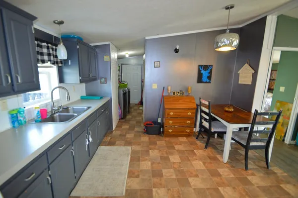 $190,000 | 122 East Main Street, Mount Hope, WI 53816