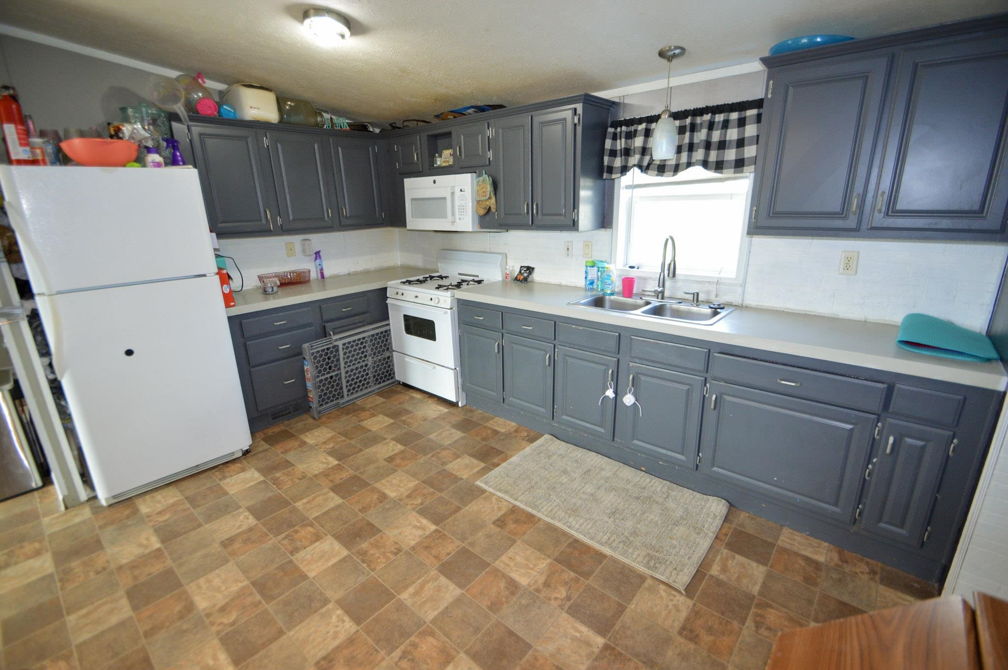 122 East Main Street Mount Hope, WI 53816 - Photo 25 of 48