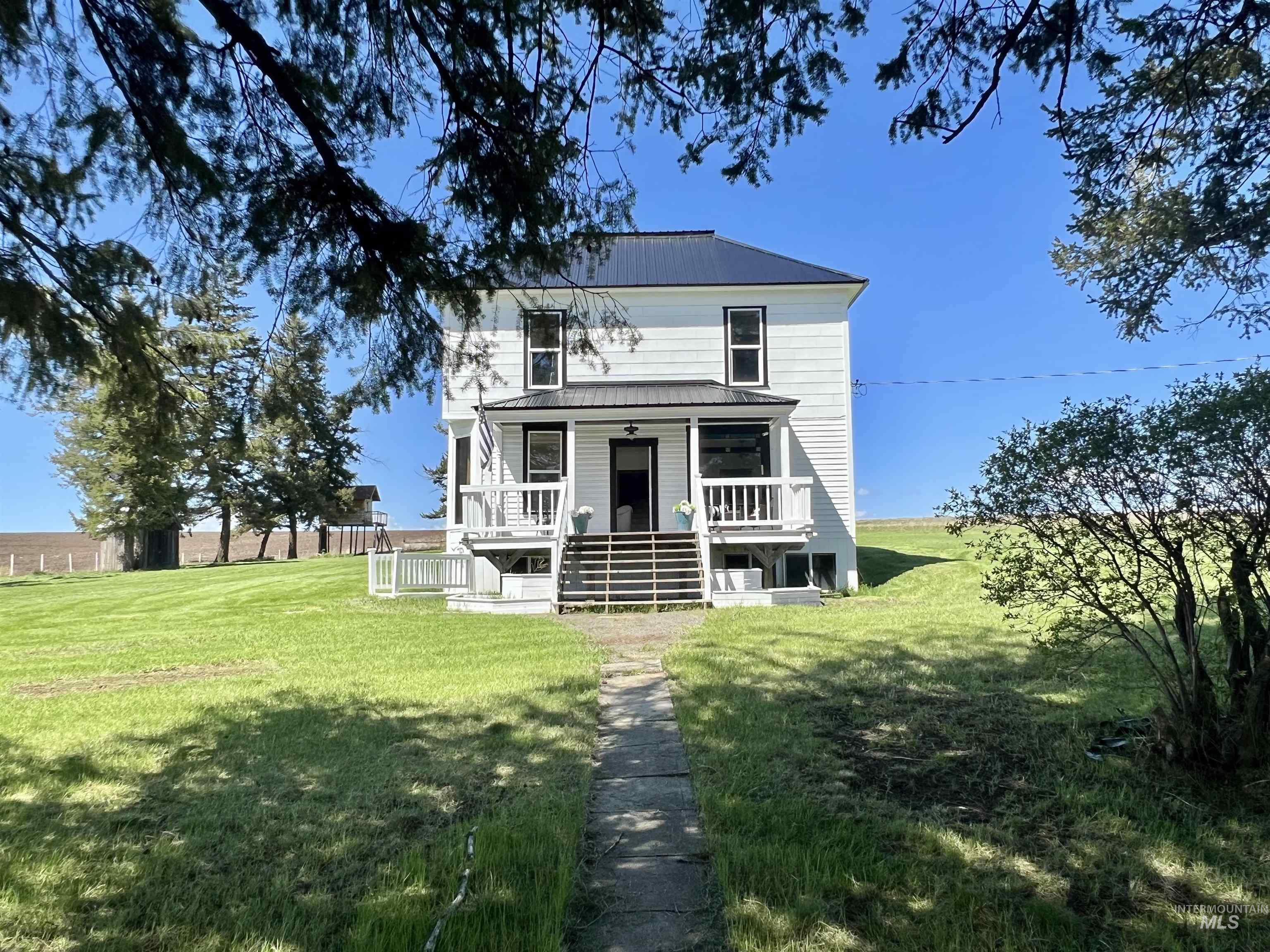 2245 Highway 62 Nezperce, ID 83543 - Photo 3 of 50