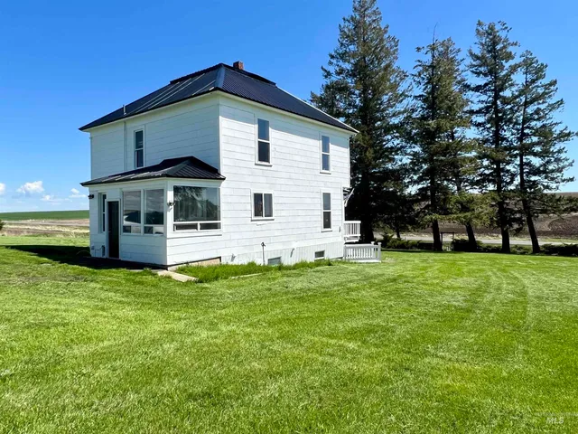 $499,000 | 2245 Highway 62, Nezperce, ID 83543