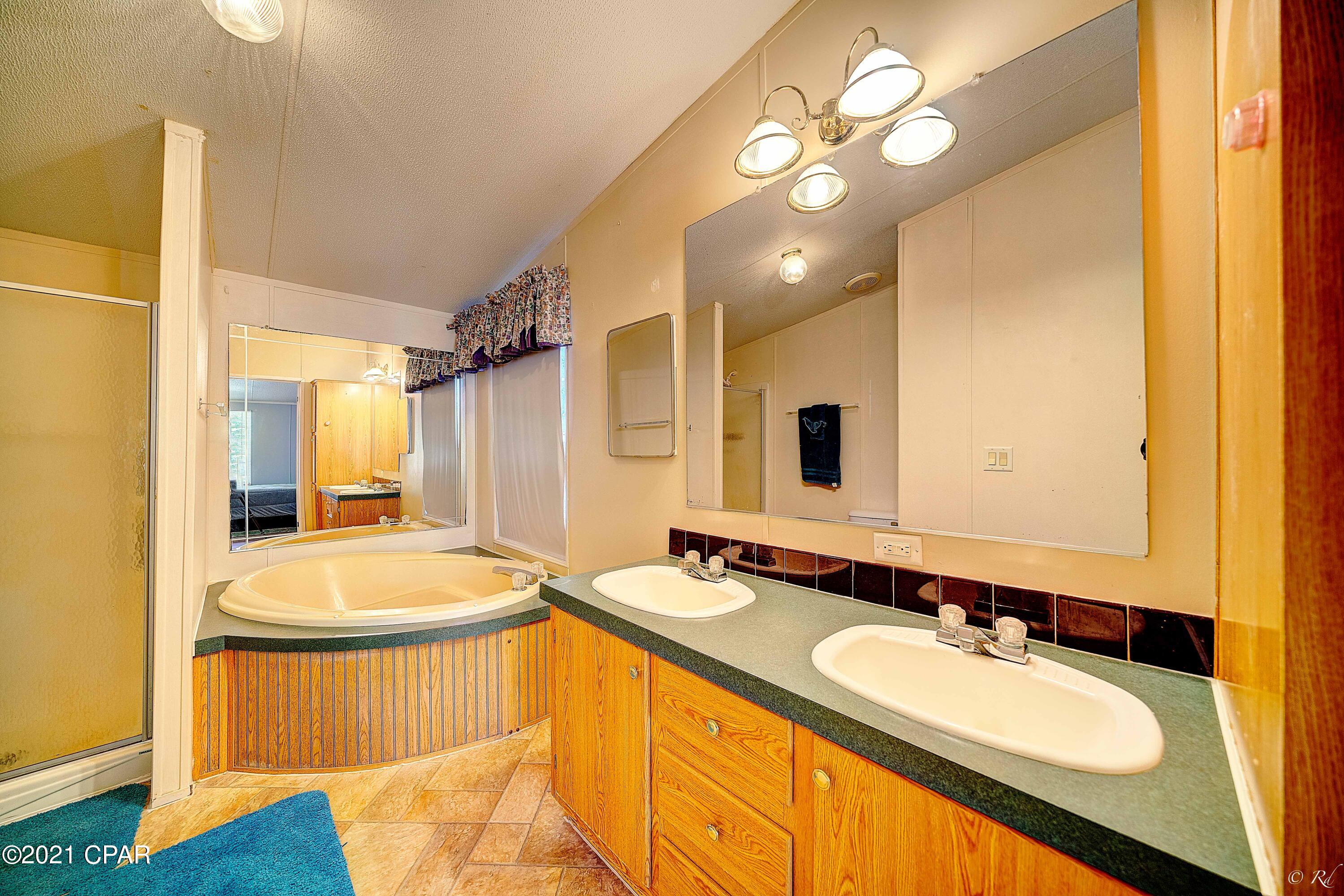 12226 Pineridge Road Fountain, FL 32438 - Photo 21 of 27 Gallery Image 21