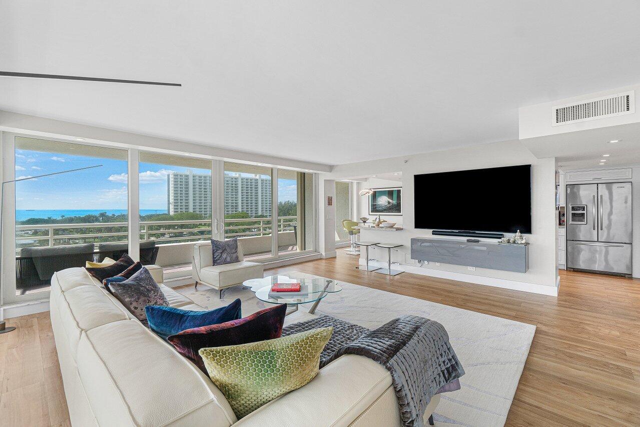 4201 North Ocean Boulevard, Unit 601 Boca Raton, FL 33431 - Photo 8 of 72 LIVING ROOM