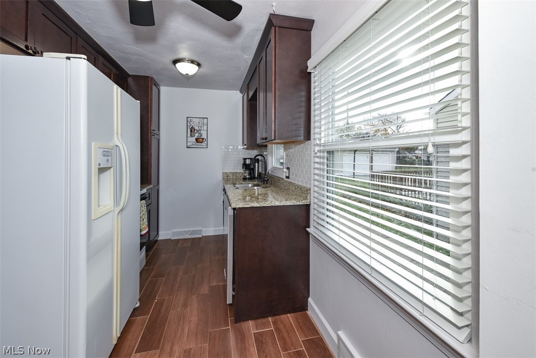 1663 Crestwood Road Cleveland, OH 44124 - Photo 6 of 19 Gallery Image 6