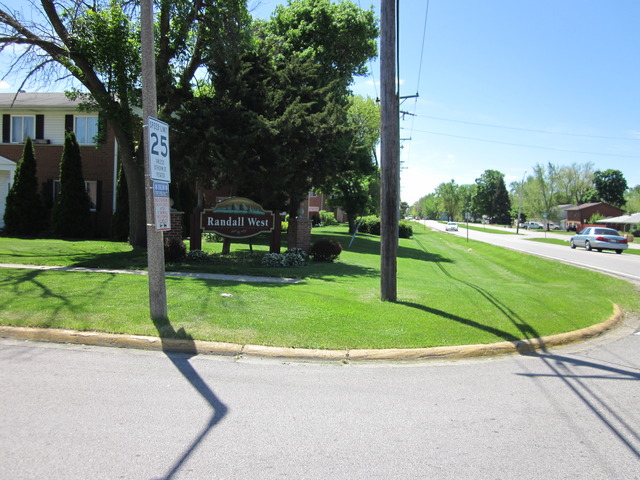 801 North Randall Road, Unit B Aurora, IL 60506 - Photo 8 of 10