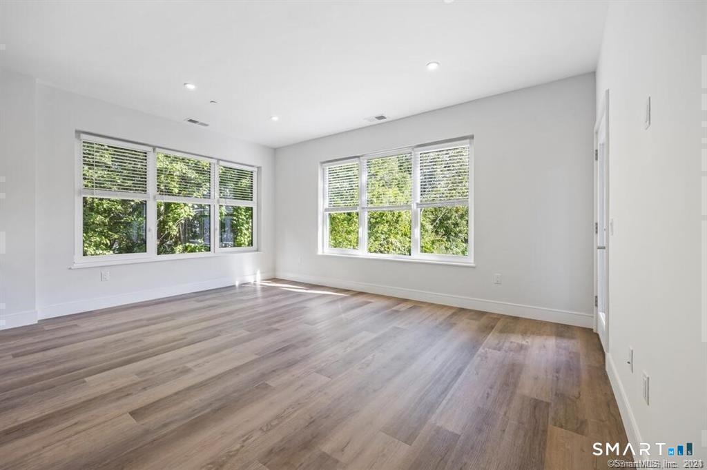 10 A Willard Road, Unit 236 Norwalk, CT 06851 - Photo 22 of 29 Gallery Image 22