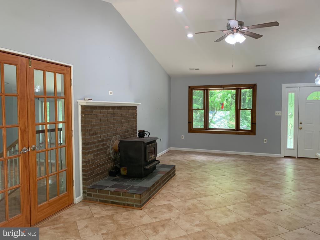 950 Wilson Road Huntingtown, MD 20639 - Photo 7 of 13