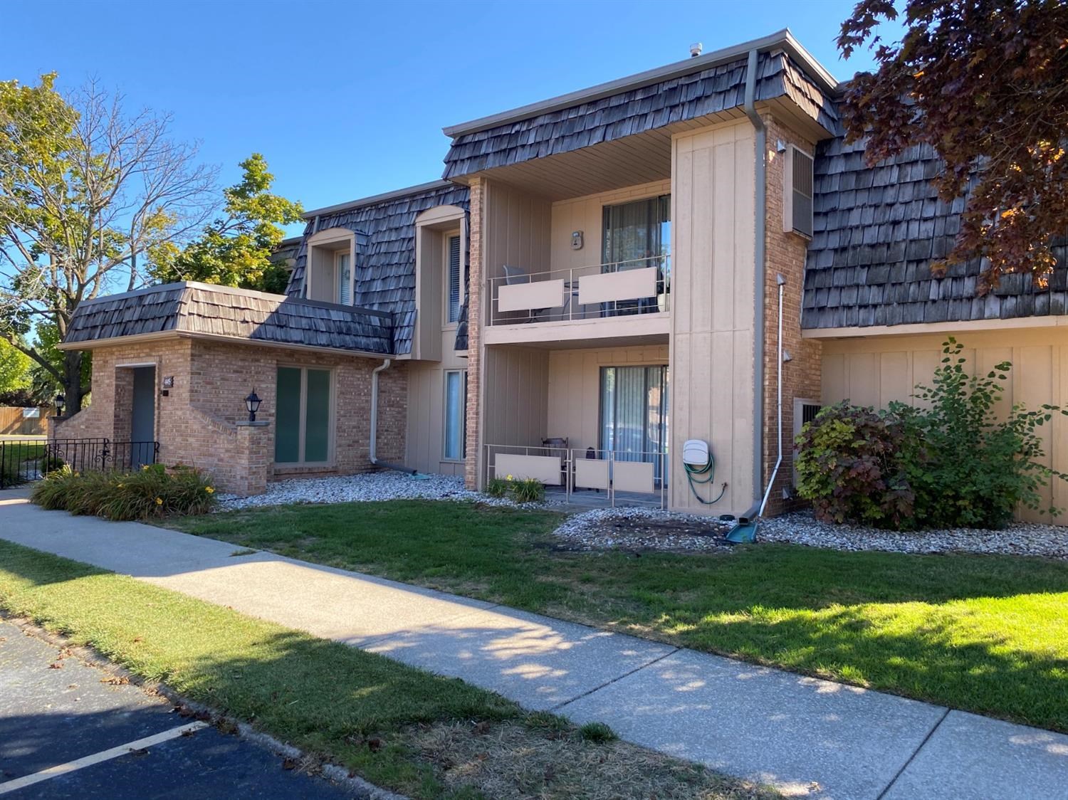 445 Old Stone Road, Unit A2 Munster, IN 46321 - Photo 1 of 26 1500x1124