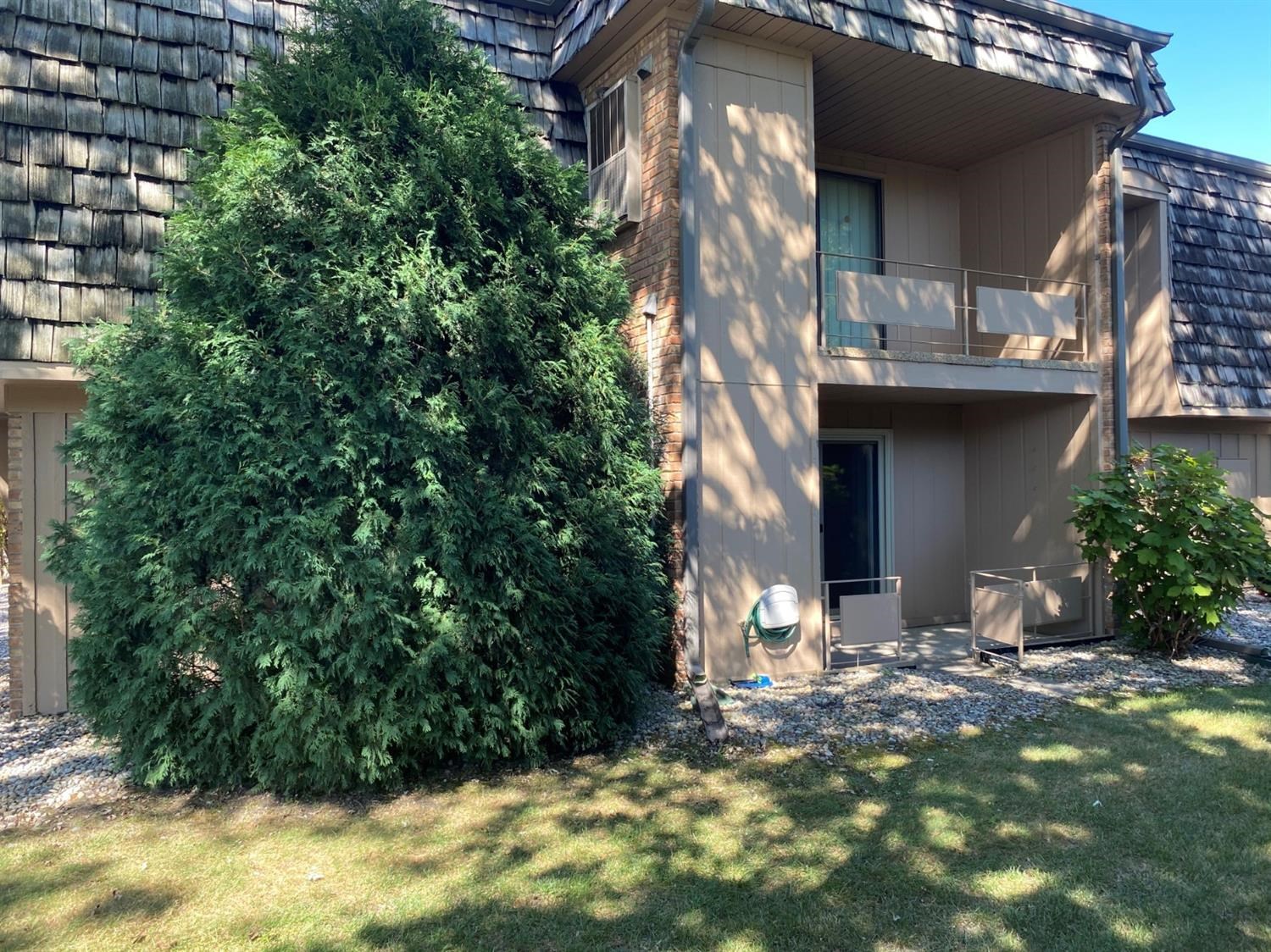 445 Old Stone Road, Unit A2 Munster, IN 46321 - Photo 4 of 26 1500x1124