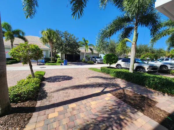 $3,400 | 1217 Dakota Drive, Jupiter, FL 33458