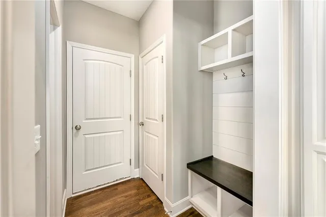 $499,900 | 4901 Northeast 105th Street, Kansas City, MO 64156