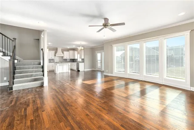 $499,900 | 4901 Northeast 105th Street, Kansas City, MO 64156