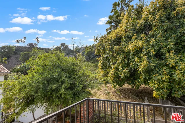 $7,000 | 2565 Canyon Drive, Los Angeles, CA 90068