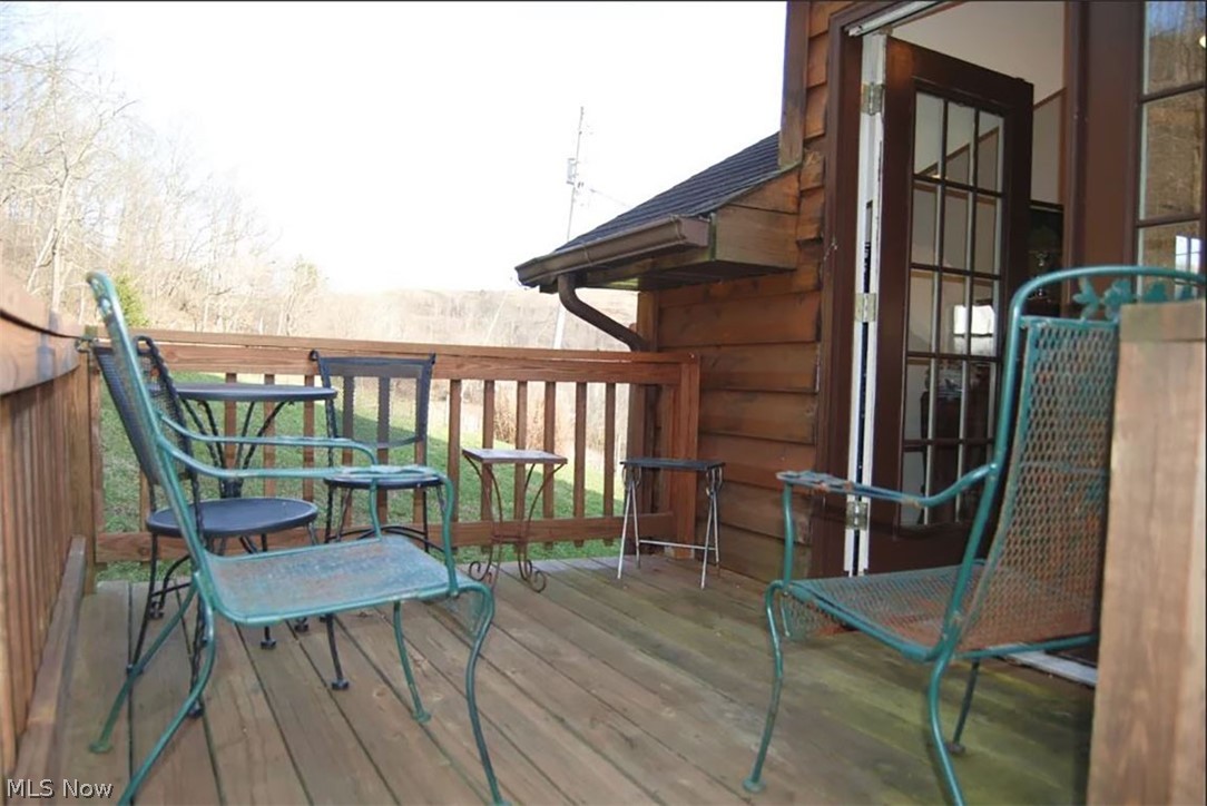 1585 Reedyville Road Reedy, WV 25270 - Photo 25 of 31 Garage apt -outdoor deck