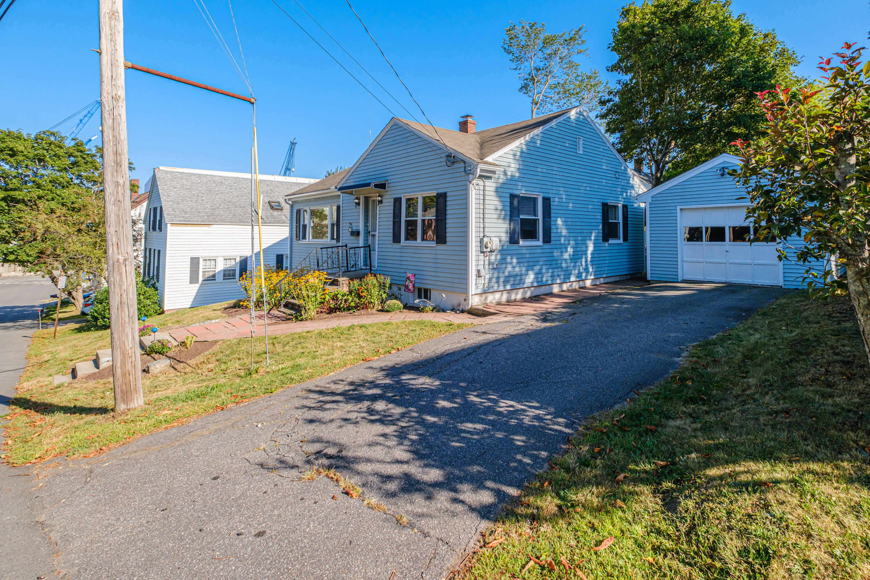 24 Spring Street Bath, ME 04530 - Photo 2 of 48 20250903gp-64001