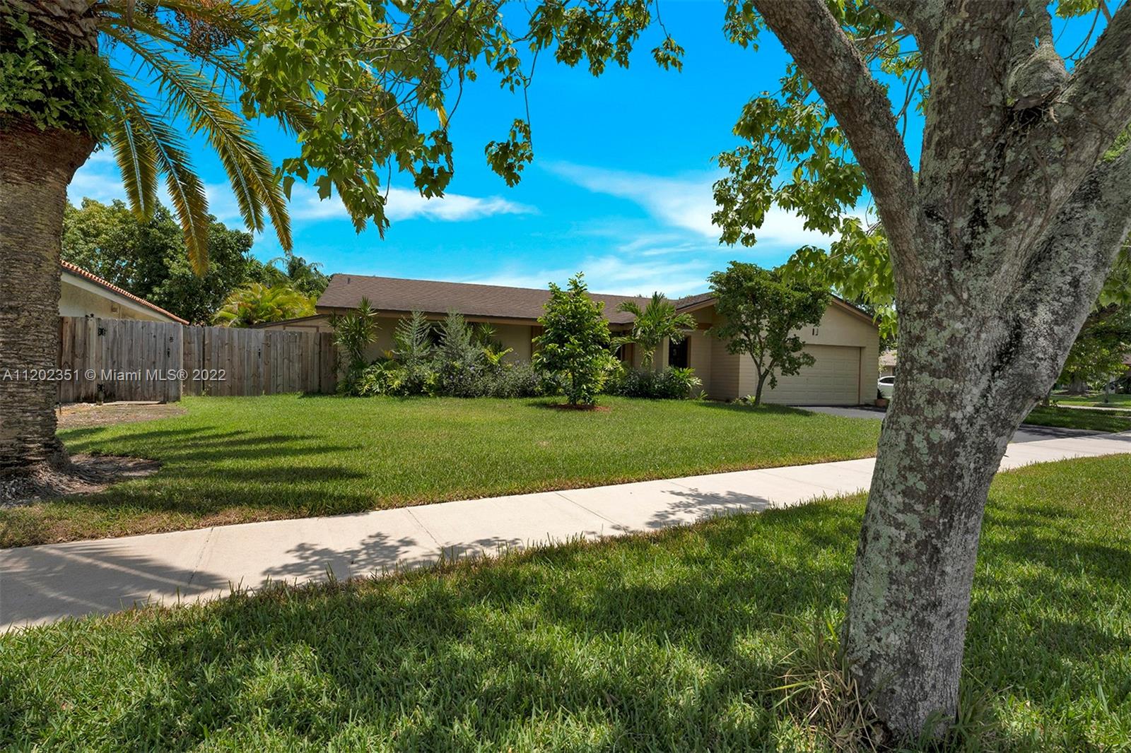 12801 Southwest 148th Street Road Miami, FL 33186 - Photo 32 of 39